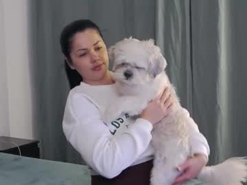Sophie_Jeans Chaturbate stream image from December 18, 2025