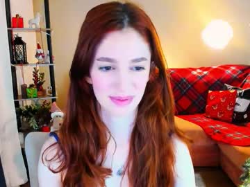 Christinaconteeree Chaturbate stream image from December 18, 2025