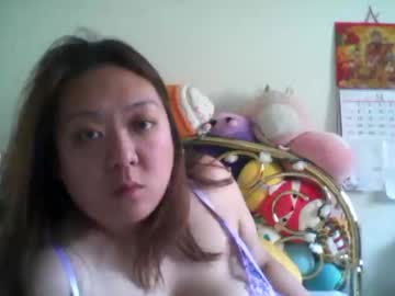 Sharonsangria Chaturbate stream image from December 18, 2025
