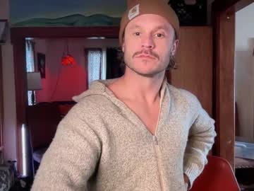Straightishd Chaturbate stream image from December 18, 2025