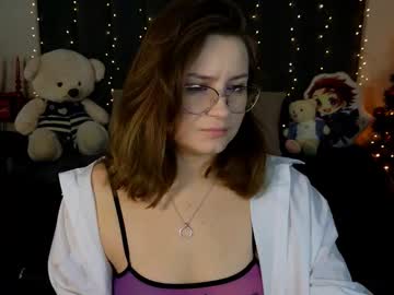 Briarwynn Chaturbate stream image from December 18, 2025