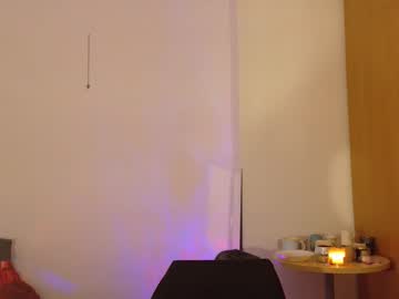 Cececunt Chaturbate stream image from December 18, 2025