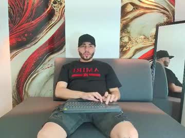 Mike_Kurtt Chaturbate stream image from December 18, 2025
