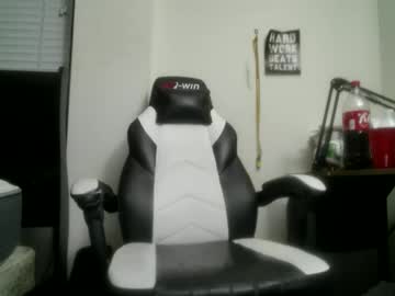 11inchtattedtrinibad Chaturbate stream image from December 18, 2025