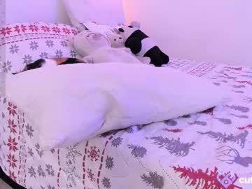 Cute_Eyess Chaturbate stream image from December 18, 2025