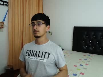 Fallgays Chaturbate stream image from December 19, 2025
