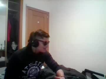 Geovannyruiz123 Chaturbate stream image from December 19, 2025