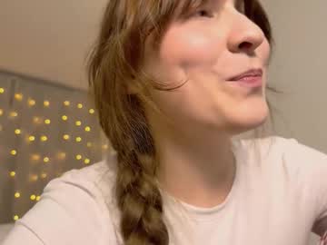 Lunoria Chaturbate stream image from December 19, 2025