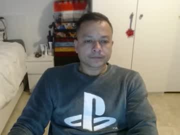 Muycasual Chaturbate stream image from December 19, 2025