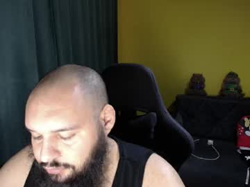 Guessswho24 Chaturbate stream image from December 19, 2025