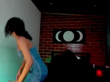 Curly_Scarlett69 Chaturbate stream image from December 19, 2025