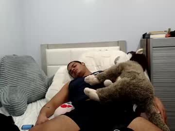 Javiricorich Chaturbate stream image from December 19, 2025