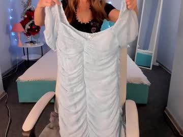 Ki_Wizz Chaturbate stream image from December 19, 2025