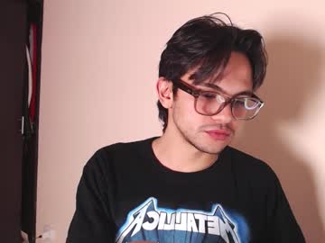 Little_Daniell Chaturbate stream image from December 19, 2025