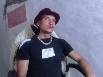 Savagelover_ Chaturbate stream image from December 19, 2025