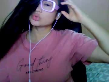 Laurengirls1 Chaturbate stream image from December 19, 2025