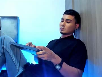Sam_Knight_ Chaturbate stream image from December 19, 2025