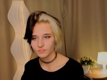 Kimikosetterland Chaturbate stream image from December 19, 2025