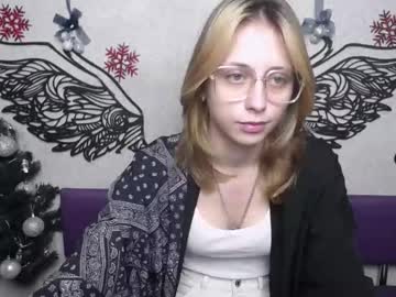 Tracyleebb Chaturbate stream image from December 19, 2025