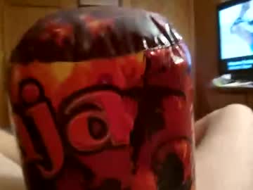Hellots3 Chaturbate stream image from December 19, 2025