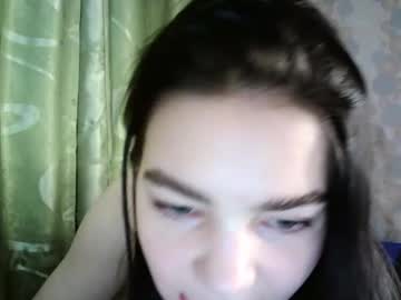 Angelicalune Chaturbate stream image from December 19, 2025