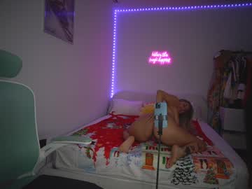 Lunaink_ Chaturbate stream image from December 19, 2025