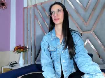Gema_Lanz Chaturbate stream image from December 19, 2025