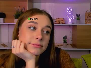 Keuli_Li Chaturbate stream image from December 19, 2025