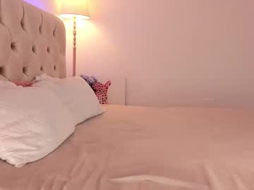 Dee_Nise Chaturbate stream image from December 19, 2025