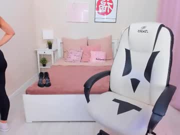 Helenaregal Chaturbate stream image from December 19, 2025