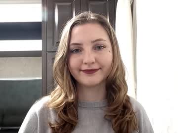 Stephnietackett Chaturbate stream image from December 19, 2025
