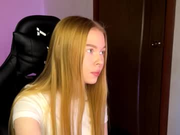 Lumisun Chaturbate stream image from December 19, 2025