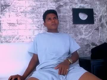Bratt_Wolft_ Chaturbate stream image from December 19, 2025