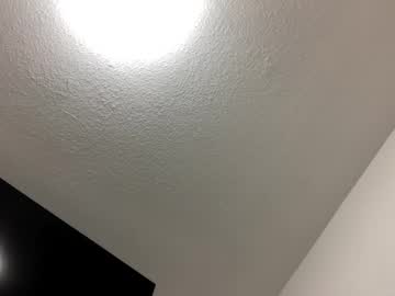 Mauroo2025 Chaturbate stream image from December 19, 2025