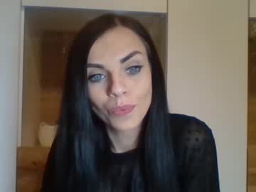 Cassiexqueen Chaturbate stream image from December 19, 2025