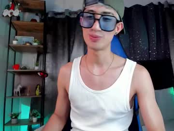 Novawheeler Chaturbate stream image from December 19, 2025