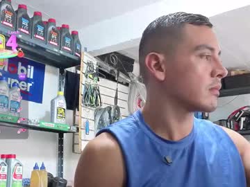 Paul22_Cm Chaturbate stream image from December 19, 2025