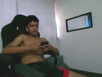 Christopher_6969 Chaturbate stream image from December 19, 2025