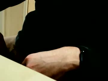 Hotdude7uc Chaturbate stream image from December 19, 2025