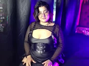 Roxy_F_W Chaturbate stream image from December 19, 2025