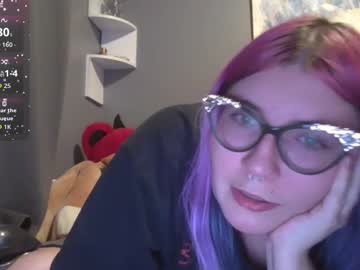 Selenebaby Chaturbate stream image from December 19, 2025