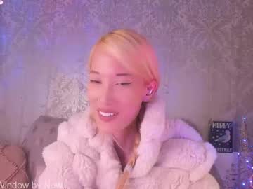 Kemii Chaturbate stream image from December 20, 2025