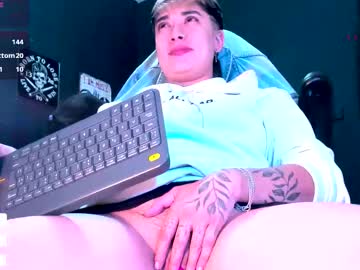 Axel_Rouse1 Chaturbate stream image from December 20, 2025