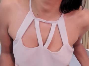 Violet_Fenix Chaturbate stream image from December 20, 2025