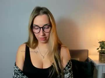 Ariaswan Chaturbate stream image from December 20, 2025