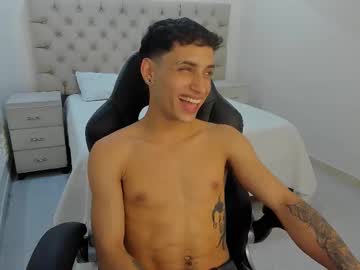Jhoanleandro Chaturbate stream image from December 20, 2025