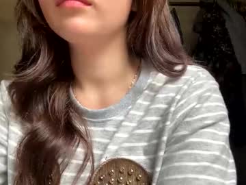Linna8866 Chaturbate stream image from December 20, 2025
