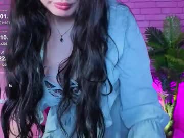 Miaevelyn Chaturbate stream image from December 20, 2025