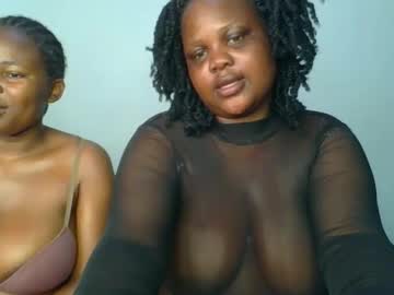 Sassie_Bee Chaturbate stream image from December 20, 2025