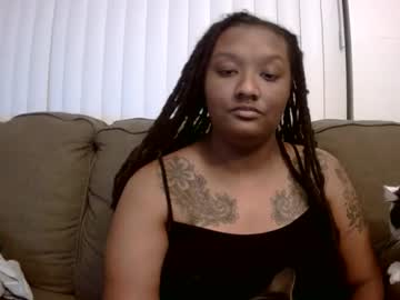 Queenchief3x8 Chaturbate stream image from December 20, 2025